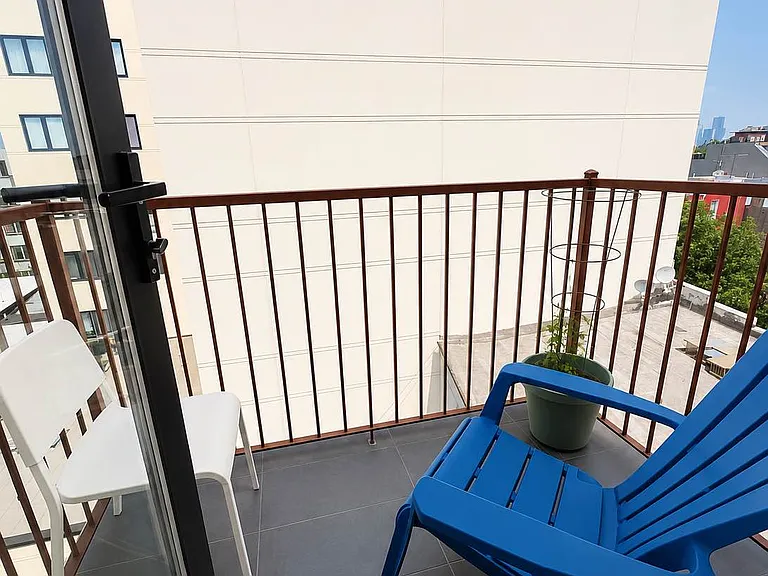 447 Meeker Ave #Penthouse 4D — Photo 14