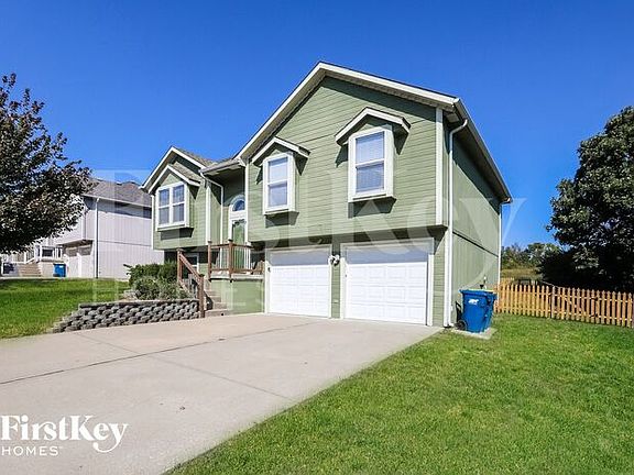 2nd image of 1030 Bunting Ln
