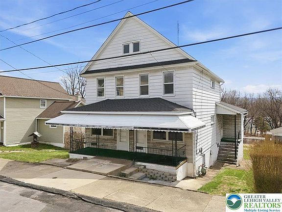 2nd image of 1166 Breaker St