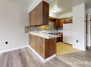 47 Sanford St APT 7, Bangor, ME 04401