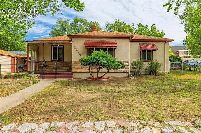 3 bed, 1570 sqft, $1,950 — Photo 4