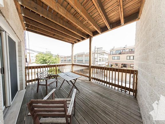 3rd image of 2743 N Southport Ave #1