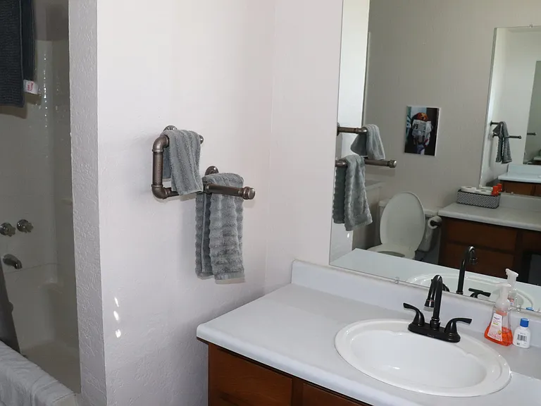 22941 Hudson Rd #B — Photo 19