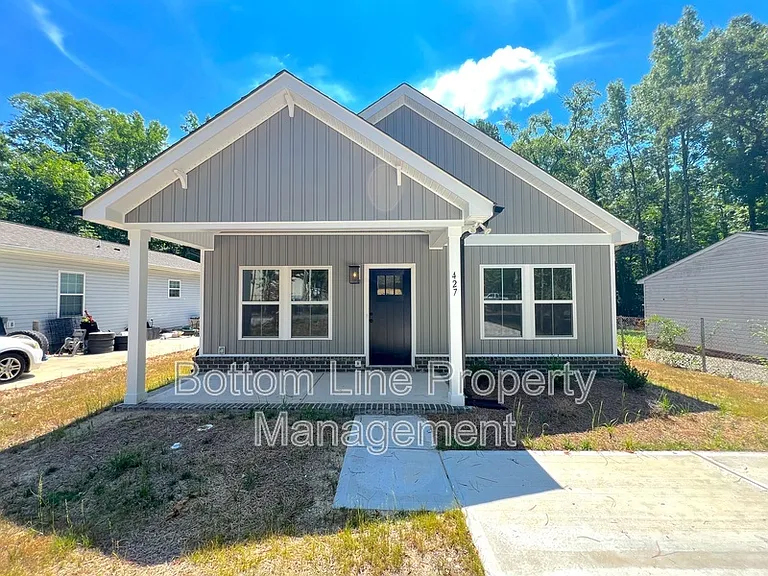 427 Mint St — Photo 1