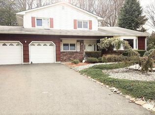 3 Scheid Dr, Parlin, NJ 08859