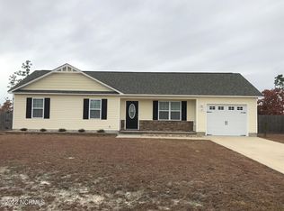 147 Rosemary Ave, Hubert, NC 28539