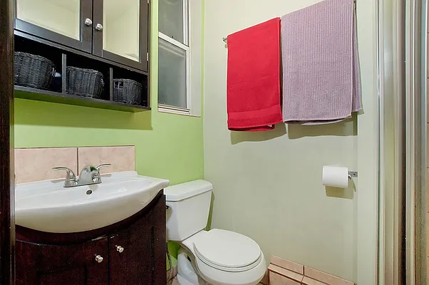 Rented by Manhattan Apartment Organization | media 46