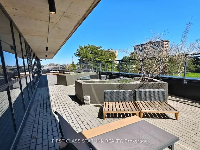 3237 Bayview Ave #805 — Photo 16