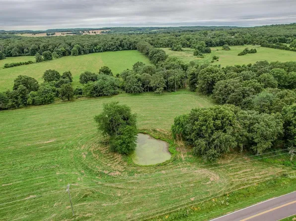 658 W State Road H, Stoutland, MO 65567