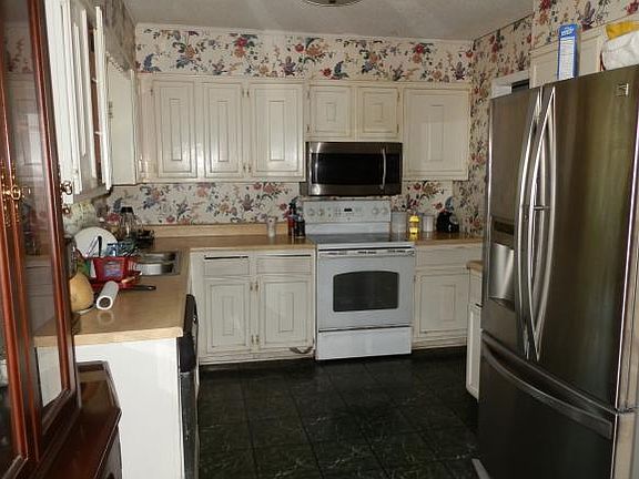 4th image of 333 Hale St