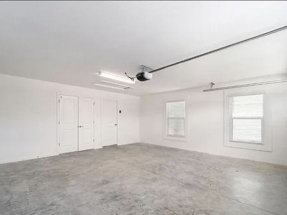 5th image of 6306 Rodriguez Ln