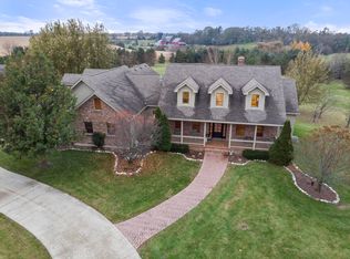 5046 Briar Ridge Ct, Burlington, WI 53105