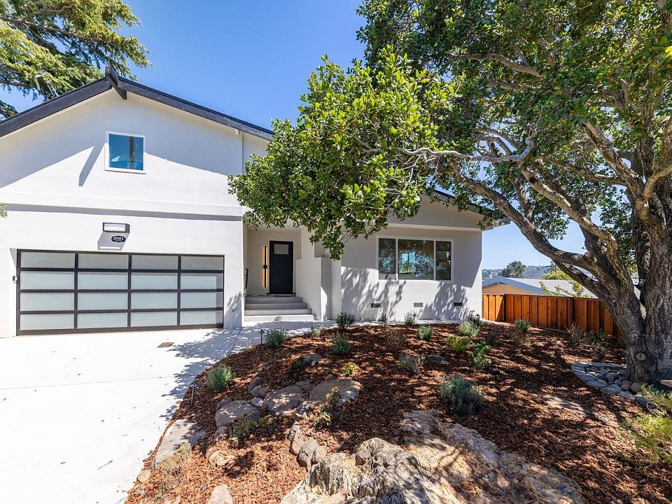 1st image of 2521 Carmelita Ave
