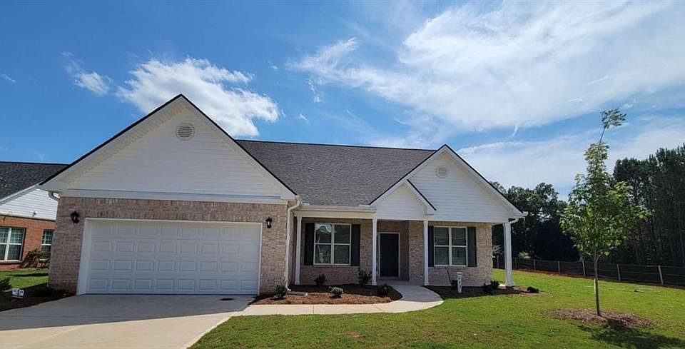 1st image of 443 Crossroads Dr