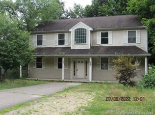 961 New Haven Rd, Naugatuck, CT 06770