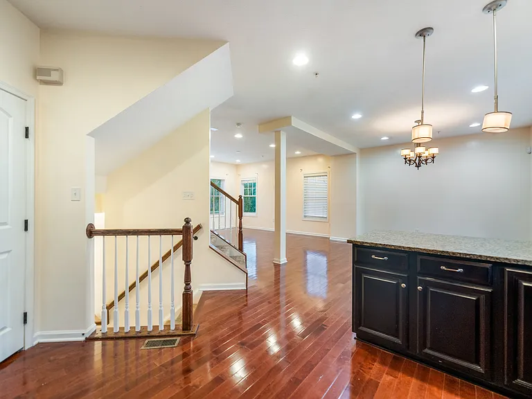 3114 Raintree Dr — Photo 5