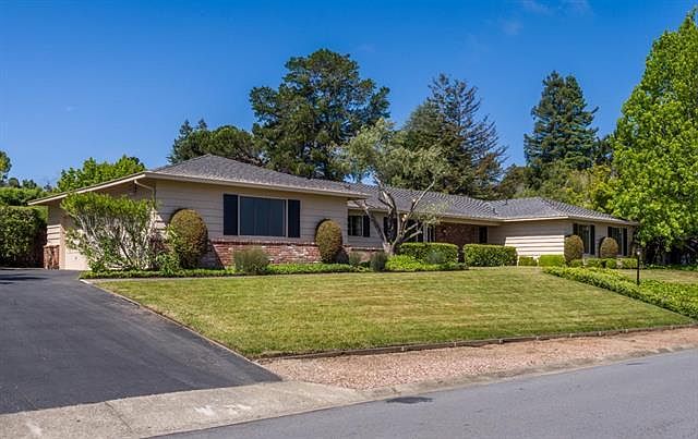 1st image of 1036 Woodland Dr