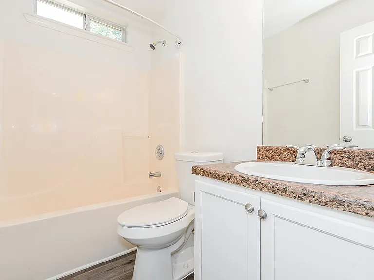 642 Beaver Run Trce — Photo 14