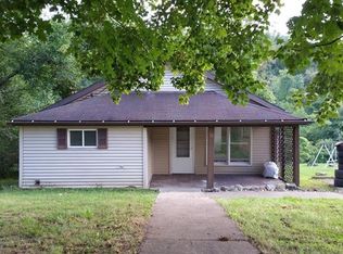 10 Warner Ave, Charleroi, PA 15022