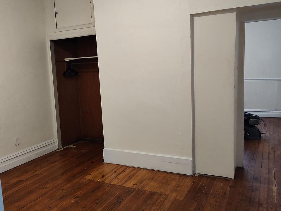 1st image of 457 Ashland Ter