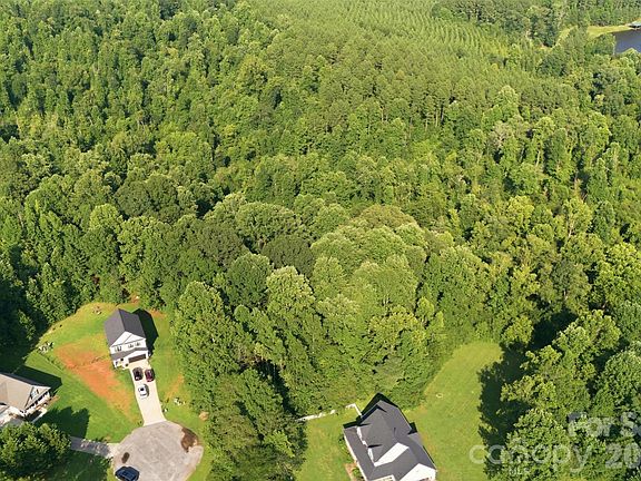 5th image of 112 Homewood Ln