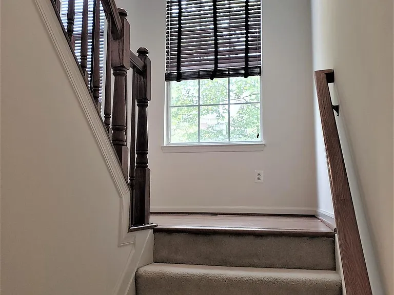 1928 Crescent Park Dr #29B — Photo 5