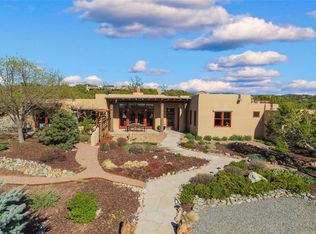 39 Lluvia De Oro, Santa Fe, NM 87506