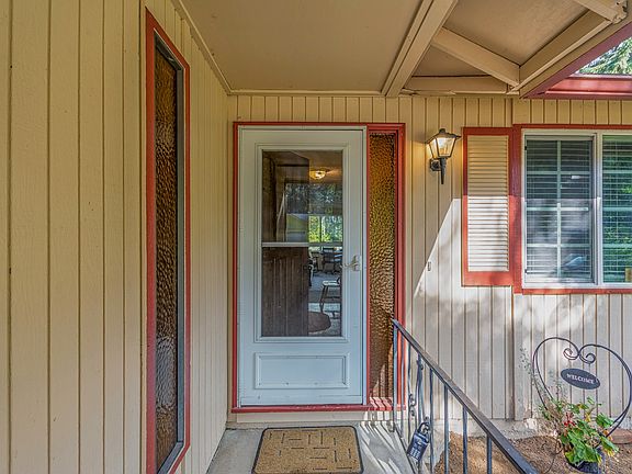 3rd image of 9312 NE Pinecreek St