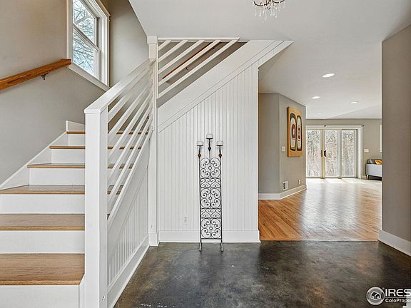 4th image of 211 2nd Ave #1/2