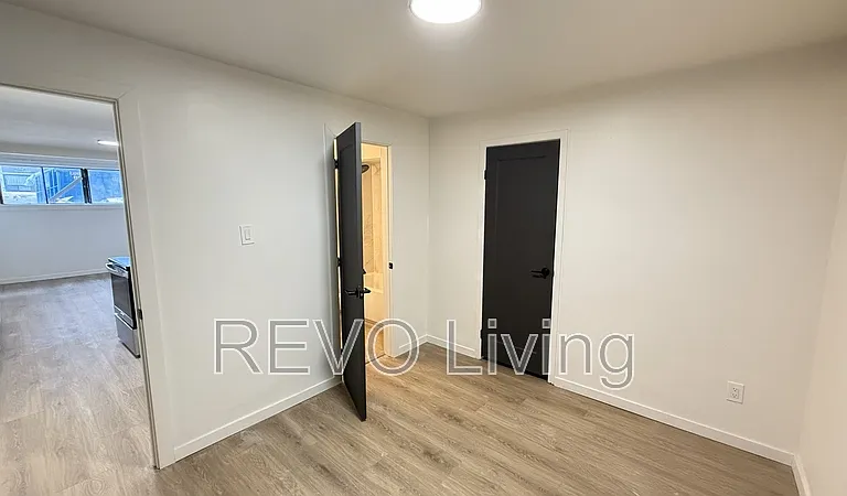 60 Triller Ave #1 — Photo 6