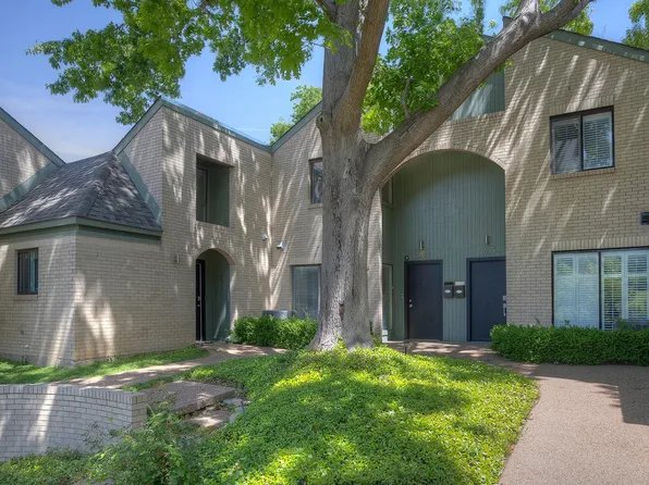 2633 McCart Ave, Fort Worth, TX 76110