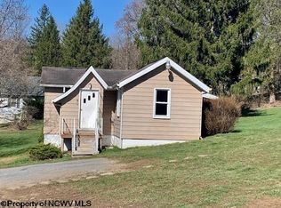 1741 Tyrone Rd, Morgantown, WV 26508