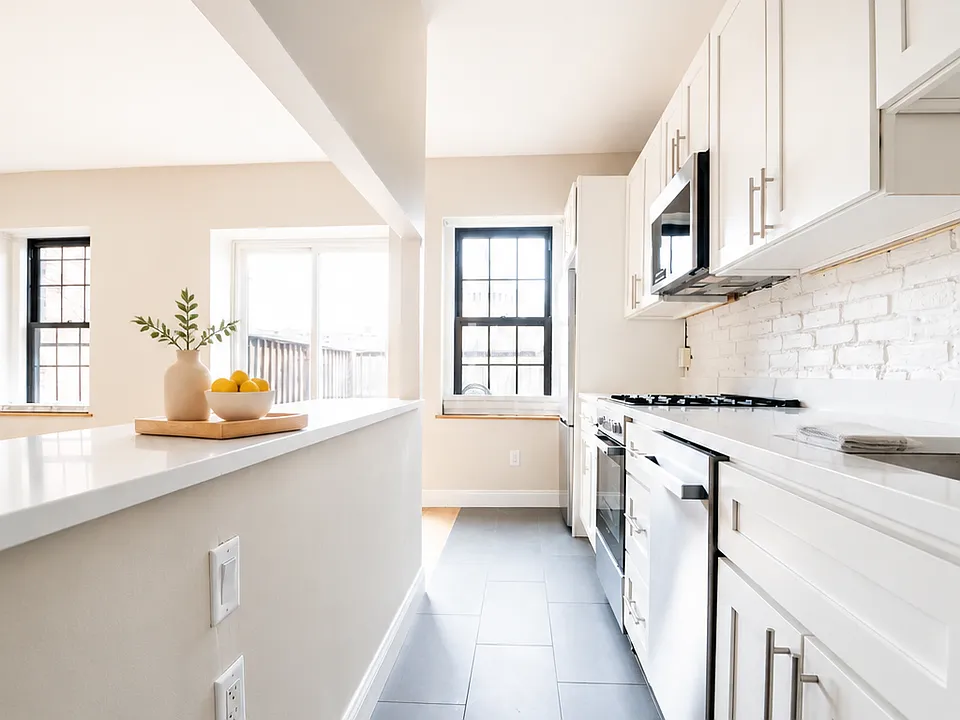173 Saint Botolph St #7