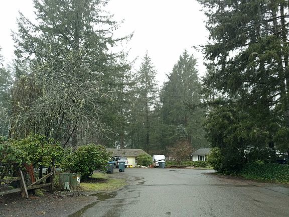 4th image of 51 E Cypress Pl