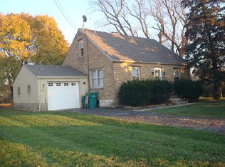 11N071 Muirhead Rd, Elgin, IL 60124