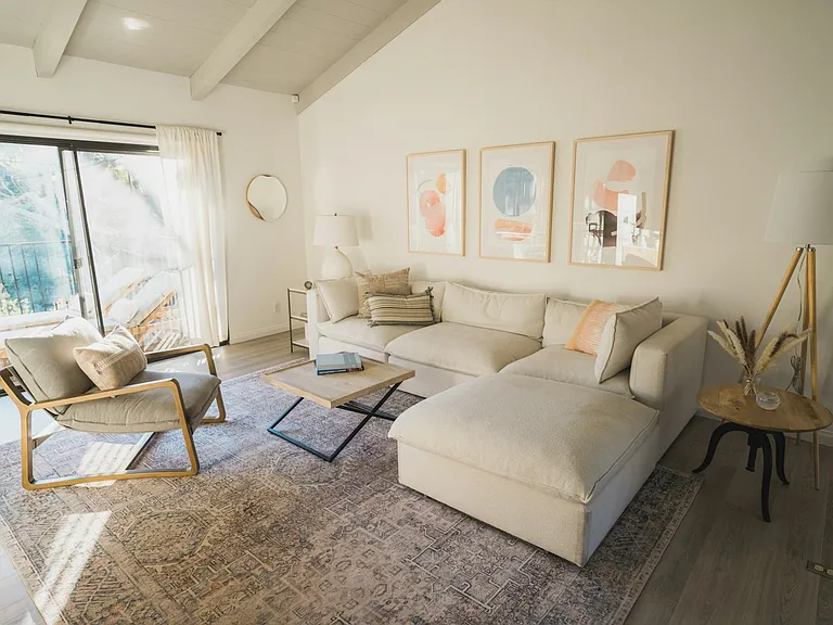 1031 Miramonte Dr #2 — Photo 2
