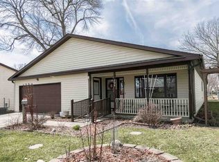 706 6th Ave, Coralville, IA 52241