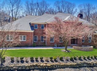 24 Nottingham Way, Warren, NJ 07059