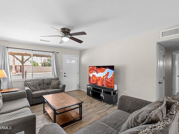 4th image of 3631 W DENTON Lane