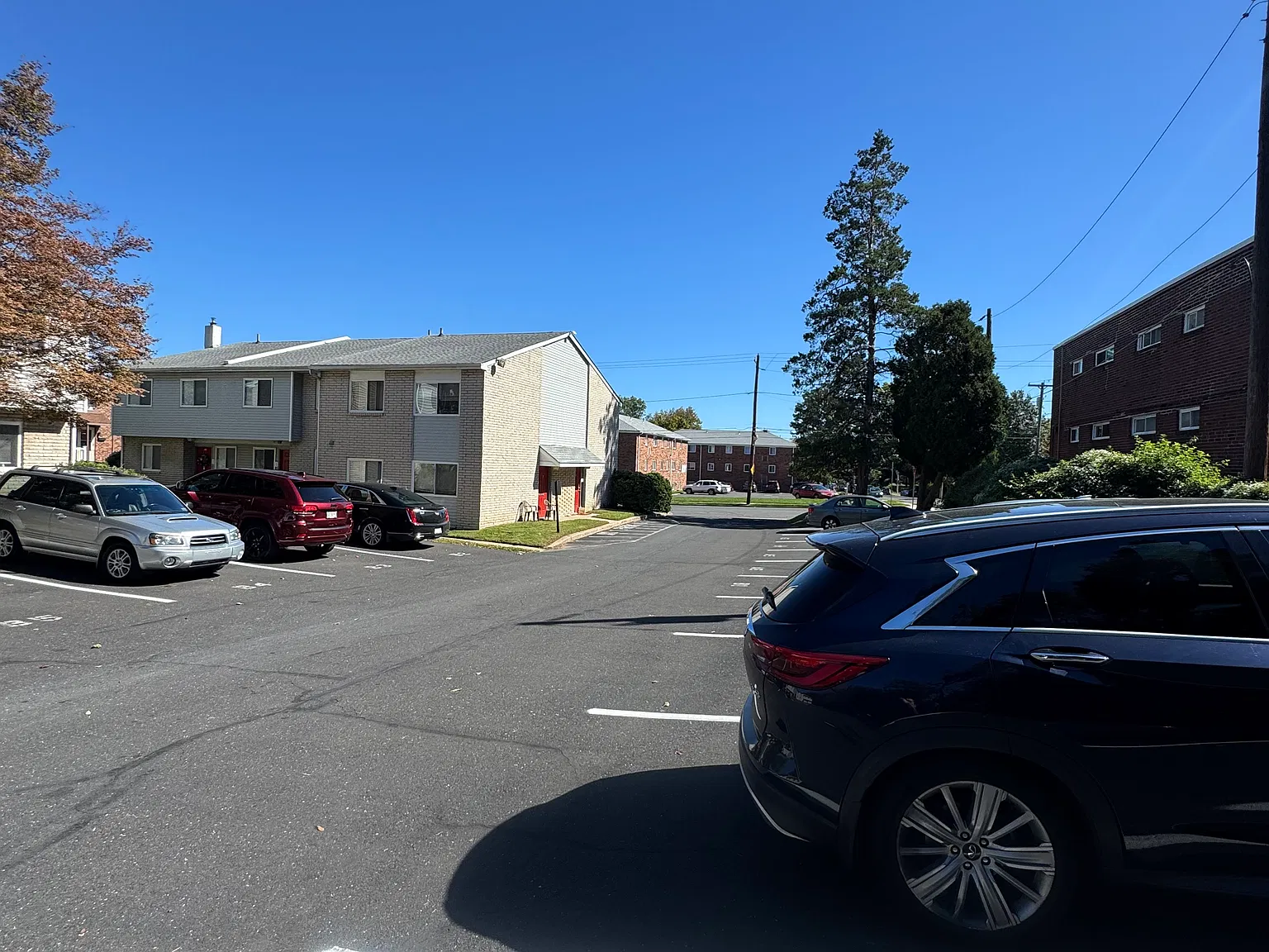 2 bed, 1.5 bath, 1000 sqft, $1,750 — Photo 2