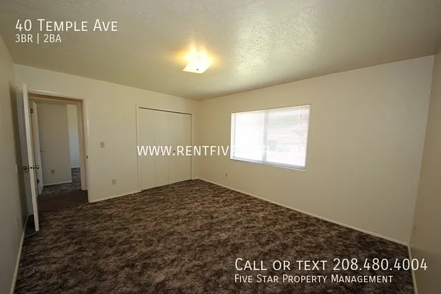 40 Temple Ave — Photo 12