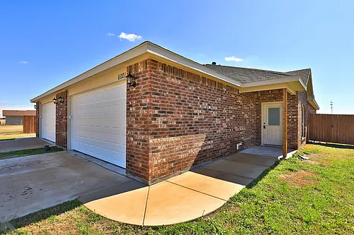 6021 Jennings St Photo 1
