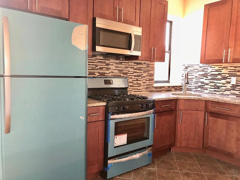1st image of 232 W 122nd St APT 3A