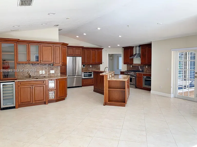 8224 SW 178th Ter — Photo 58
