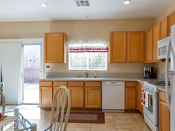 4th image of 6849 Mahogany Meadows Ave
