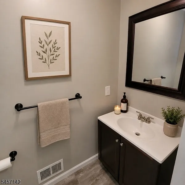 1 bed, 1.5 bath, $2,200 — Photo 4