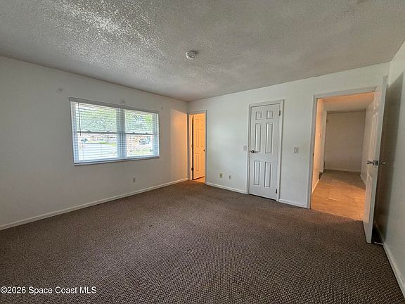 2nd image of 760 John Adams Ln
