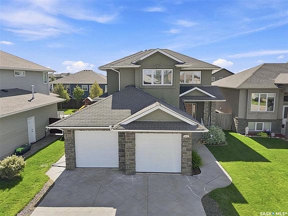 2nd image of 1311 Shepherd CRESCENT