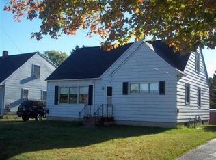 617 Cuyler St, Cheboygan, MI 49721