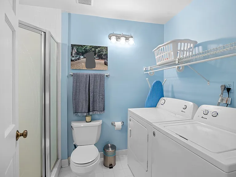 3203 S Stafford St — Photo 43